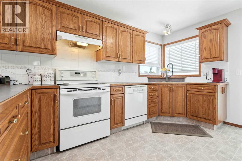 40 Ammeter Close, Red Deer, Alberta  T4R 2Y5 - Photo 8 - A2244993
