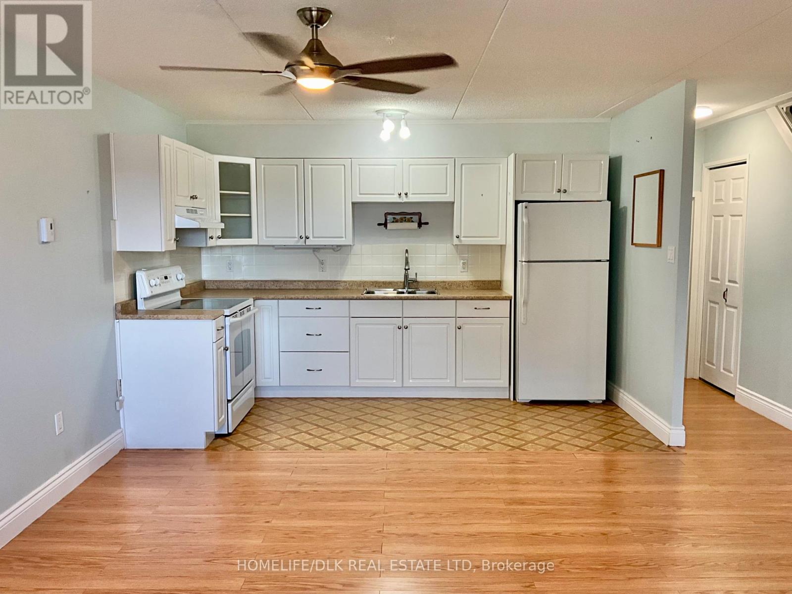 109 - 235 Water Street W, Prescott, Ontario  K0E 1T0 - Photo 18 - X12436401