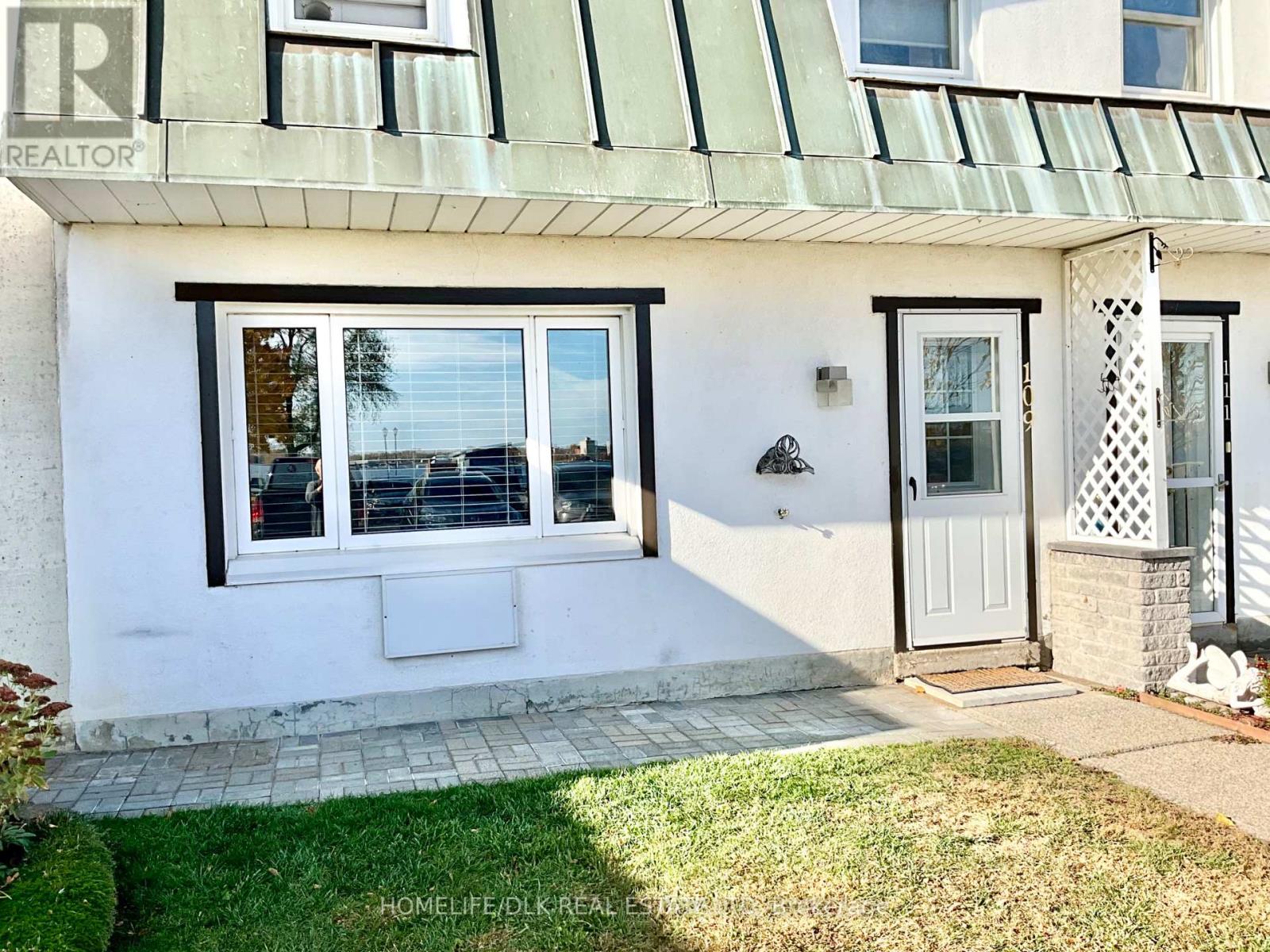 109 - 235 Water Street W, Prescott, Ontario  K0E 1T0 - Photo 3 - X12436401