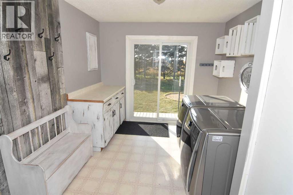 230054 Range Road 255, Rural Wheatland County, Alberta  T1P 1K9 - Photo 10 - A2260363