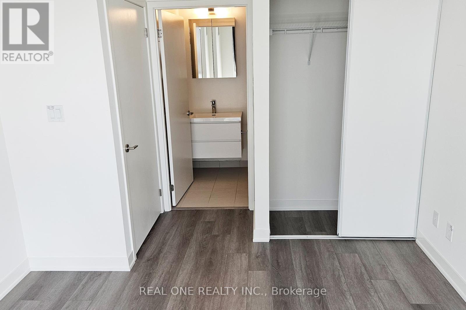 A1318 - 8119 Birchmount Road, Markham, Ontario  L6G 0H5 - Photo 12 - N12436255
