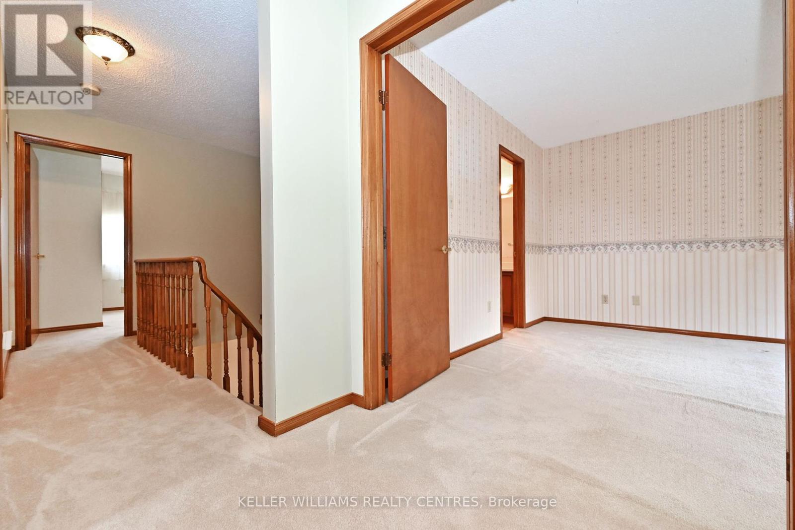 16 Lanewood Drive, Aurora, Ontario  L4G 4T7 - Photo 23 - N12436277