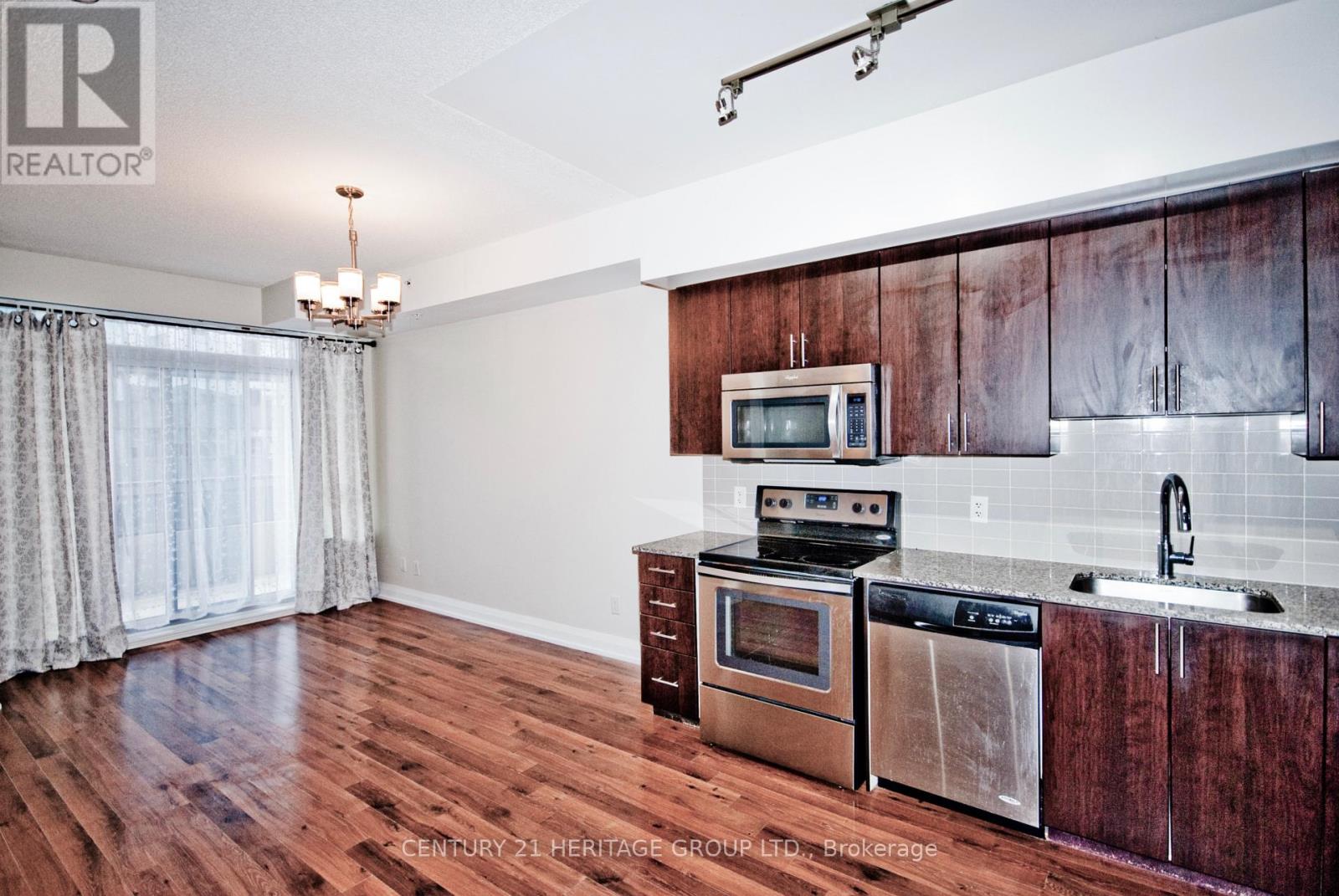 209 - 85 North Park Road, Vaughan, Ontario  L4J 0H9 - Photo 6 - N12436285