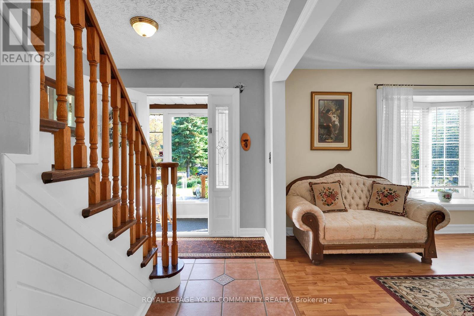 23276 Highway 48 Road, Georgina, Ontario  L0E 1L0 - Photo 11 - N12436289