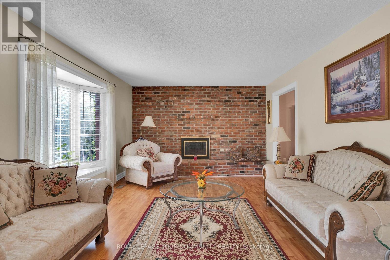 23276 Highway 48 Road, Georgina, Ontario  L0E 1L0 - Photo 12 - N12436289