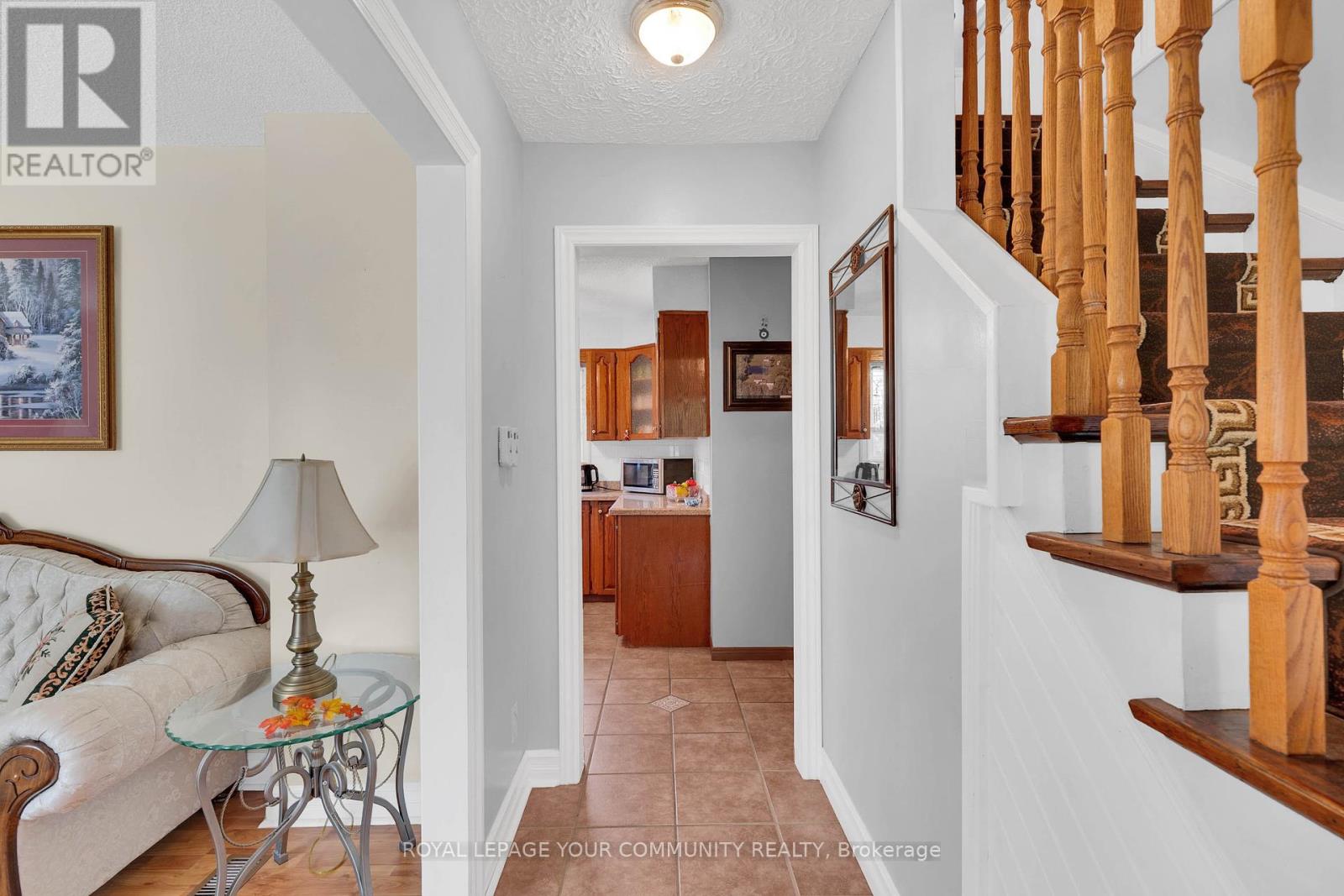 23276 Highway 48 Road, Georgina, Ontario  L0E 1L0 - Photo 14 - N12436289