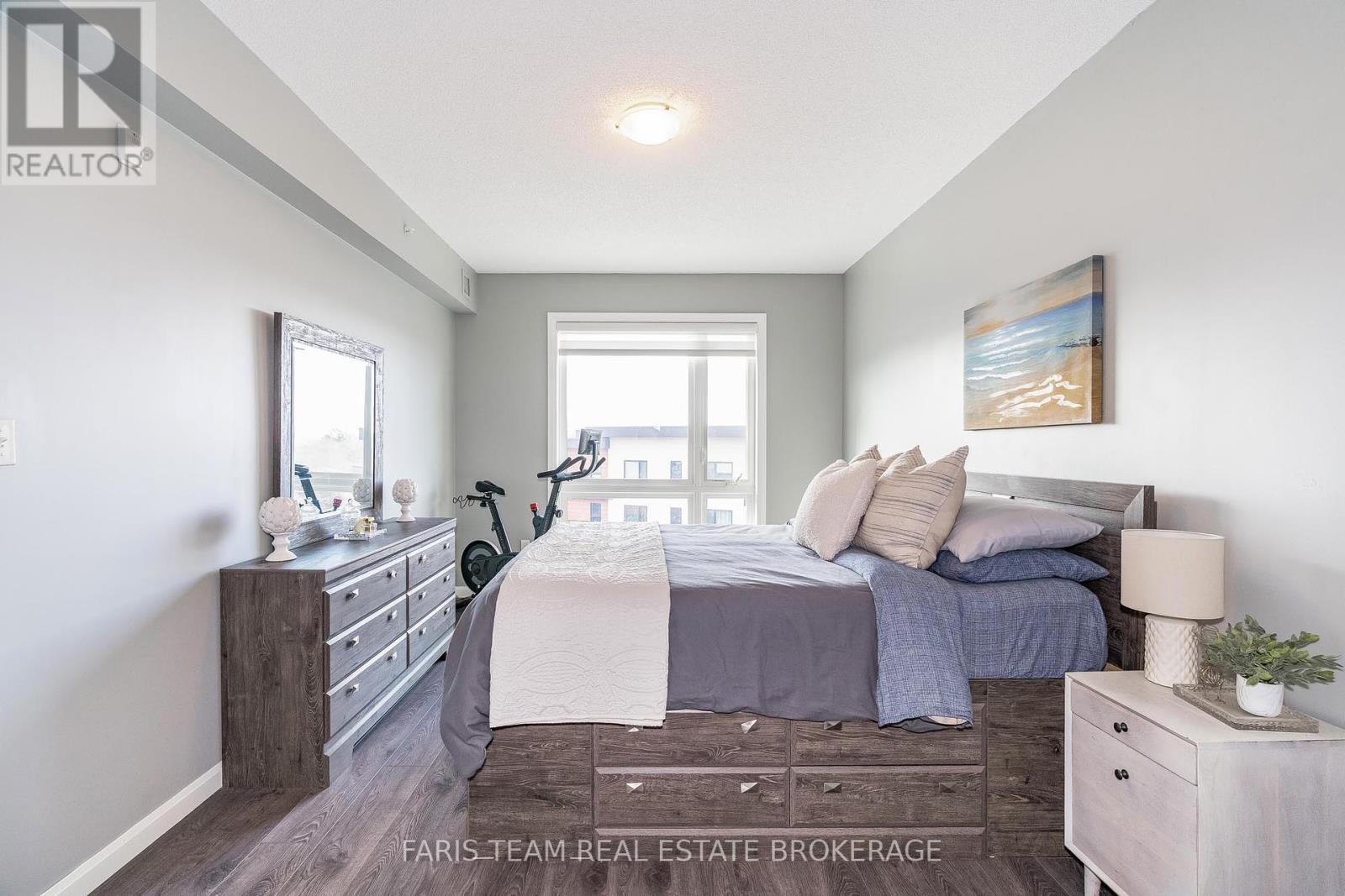 603 - 302 Essa Road, Barrie, Ontario  L9J 0H3 - Photo 10 - S12436225
