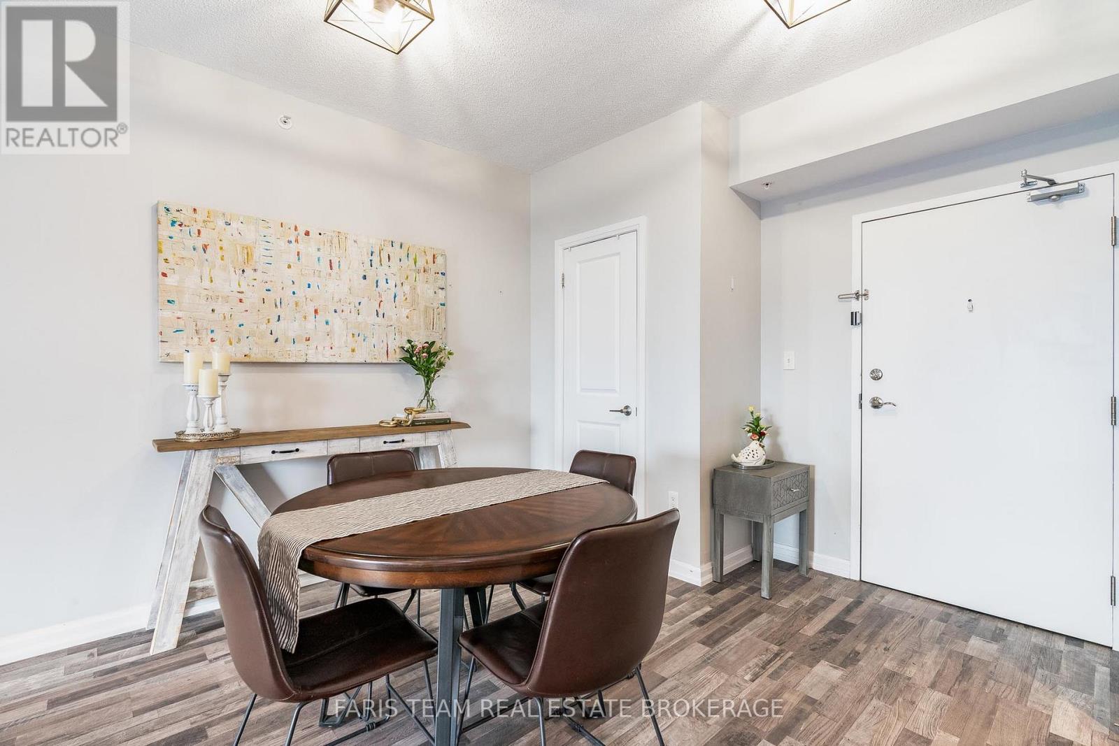 603 - 302 Essa Road, Barrie, Ontario  L9J 0H3 - Photo 7 - S12436225