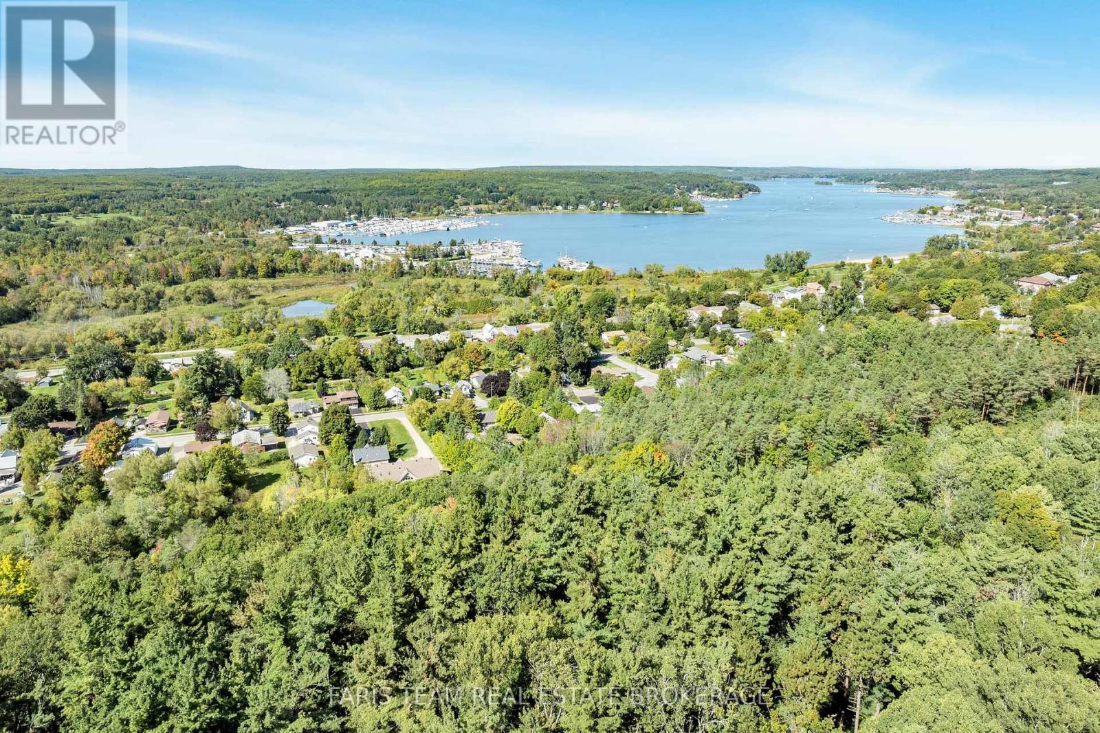 136 Poyntz Street, Penetanguishene, Ontario  L9M 1P4 - Photo 42 - S12436259
