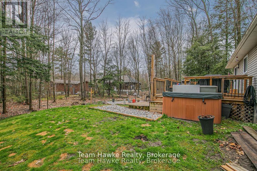 22 Laurier Boulevard, Tiny, Ontario  L9M 0J2 - Photo 34 - S12436445