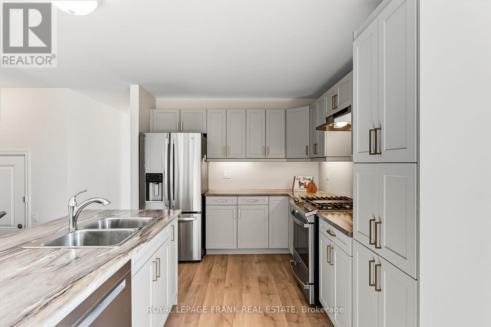 508 Joseph Gale Street, Cobourg, Ontario  K9A 3L4 - Photo 10 - X12436375