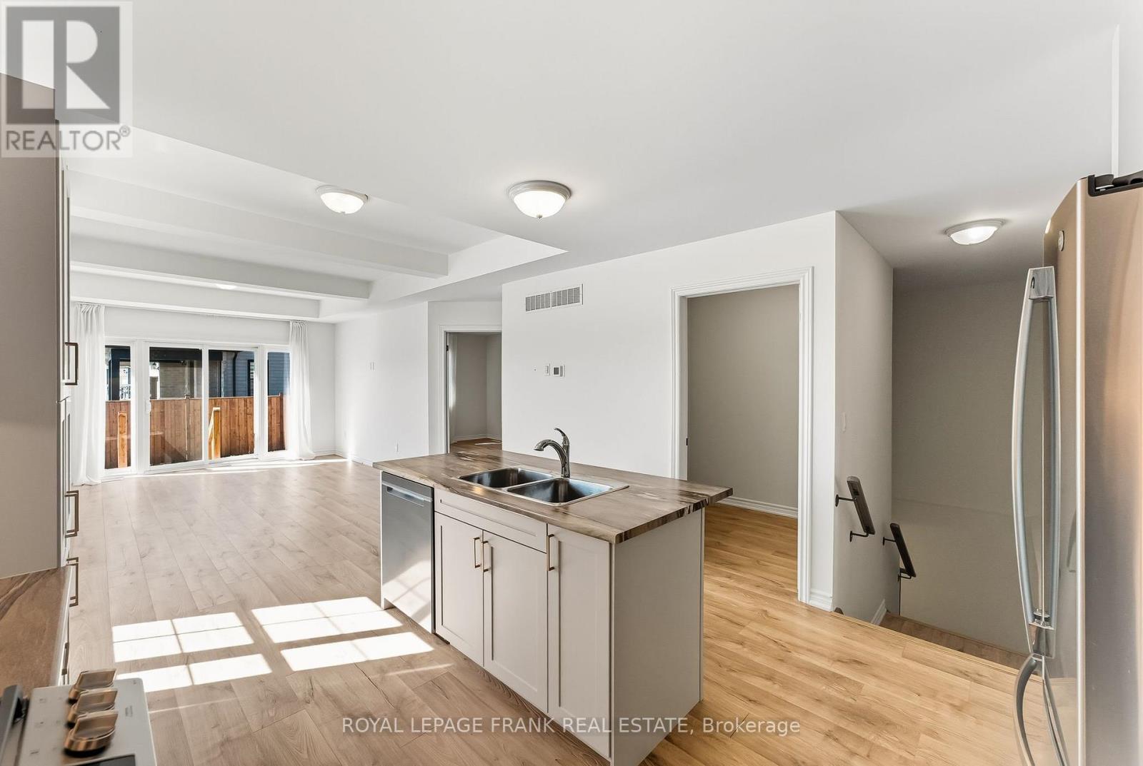 508 Joseph Gale Street, Cobourg, Ontario  K9A 3L4 - Photo 12 - X12436375