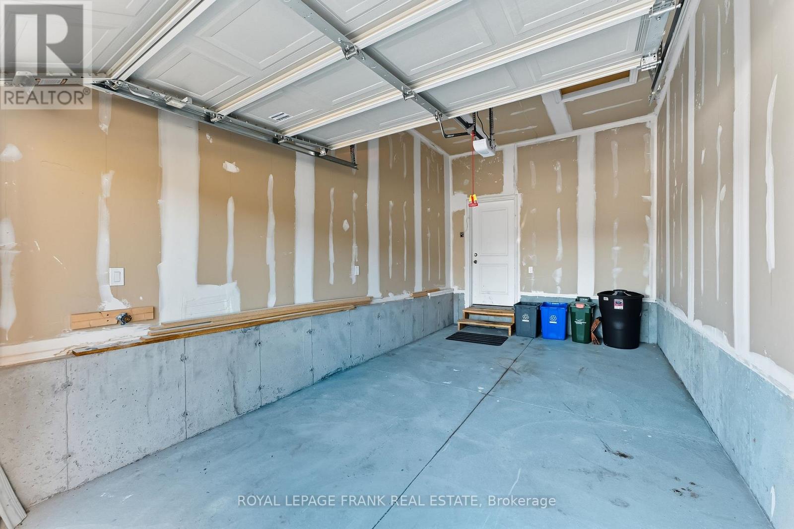 508 Joseph Gale Street, Cobourg, Ontario  K9A 3L4 - Photo 36 - X12436375