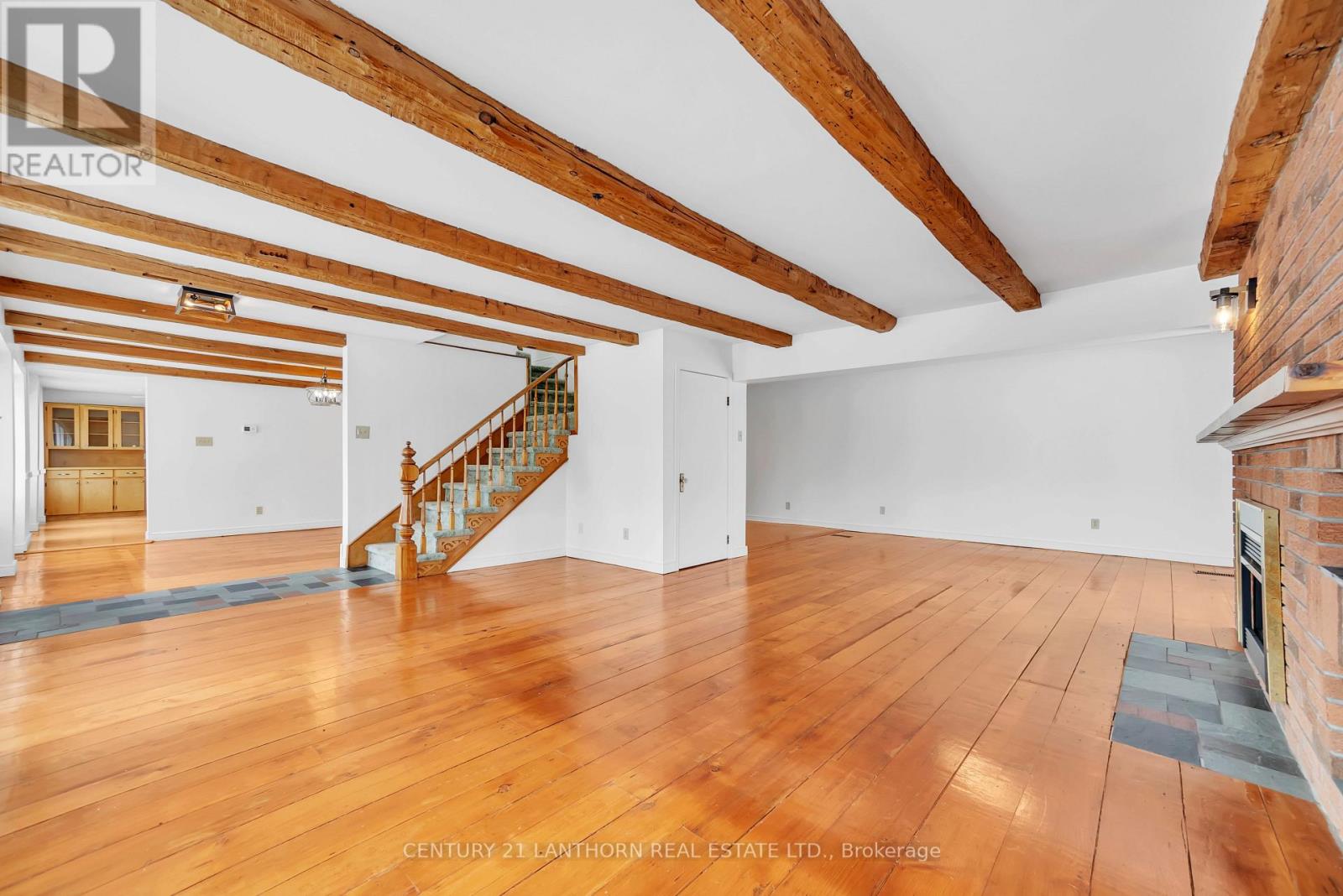 338 Cold Creek Road, Prince Edward County (Hillier Ward), Ontario  K0K 3L0 - Photo 10 - X12436517