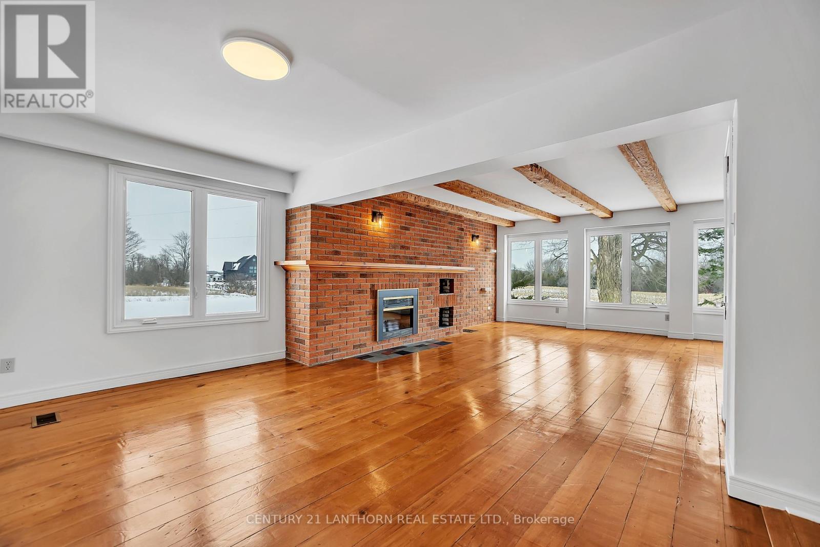 338 Cold Creek Road, Prince Edward County (Hillier Ward), Ontario  K0K 3L0 - Photo 12 - X12436517