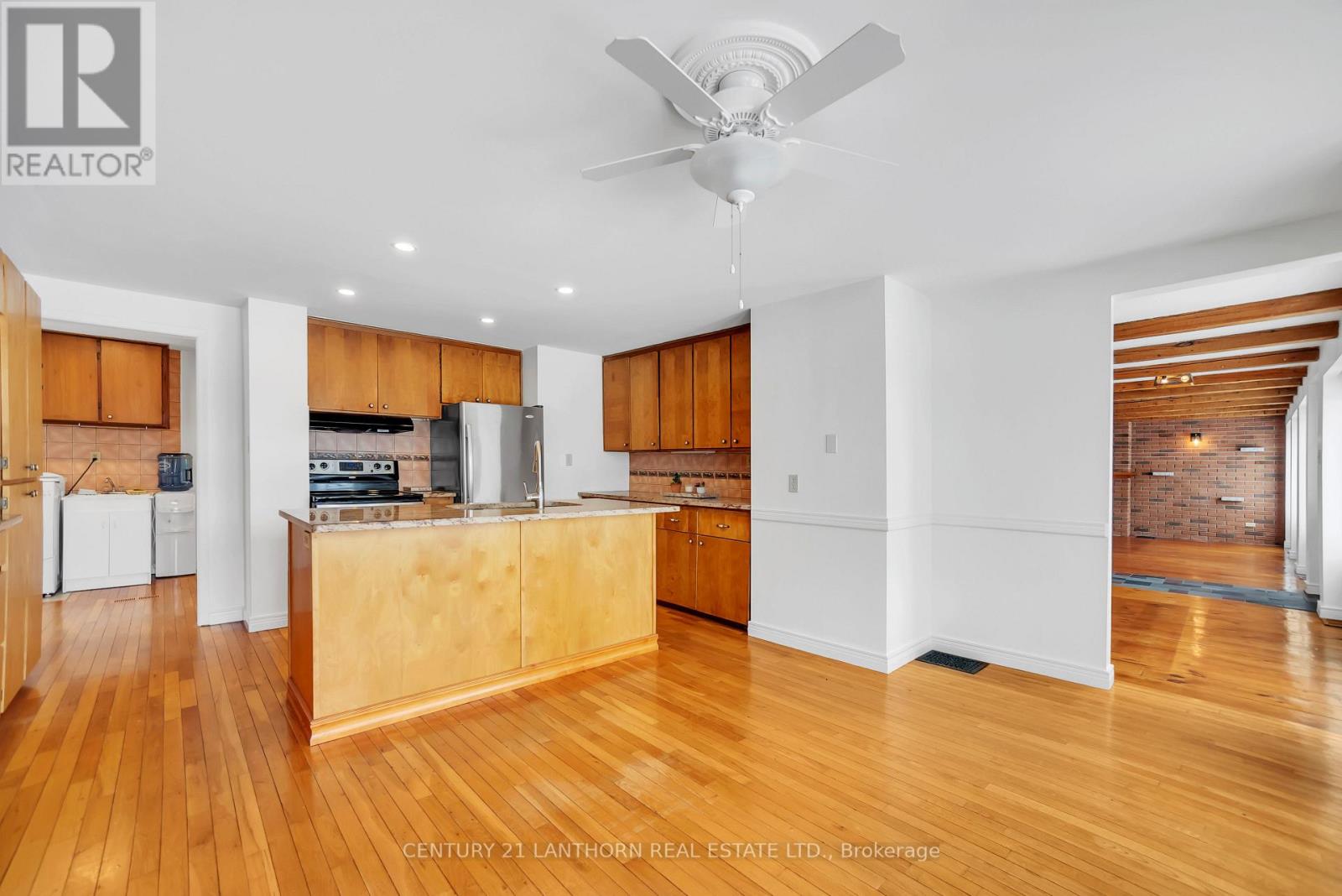 338 Cold Creek Road, Prince Edward County (Hillier Ward), Ontario  K0K 3L0 - Photo 14 - X12436517