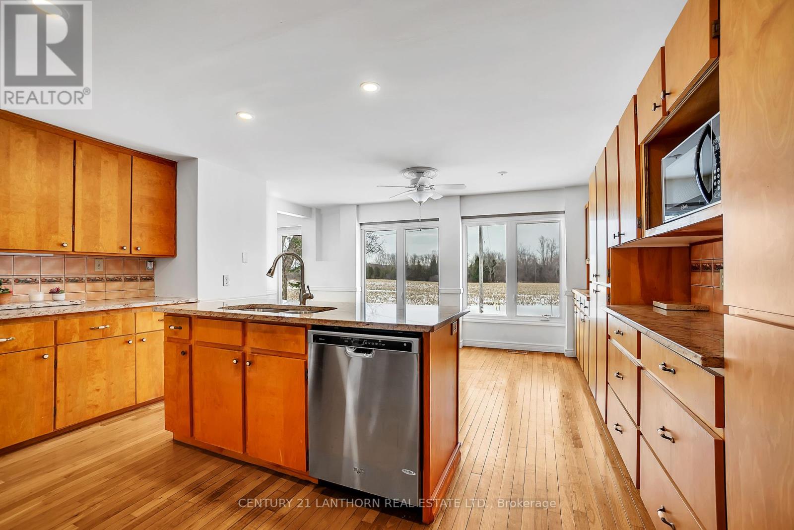 338 Cold Creek Road, Prince Edward County (Hillier Ward), Ontario  K0K 3L0 - Photo 16 - X12436517