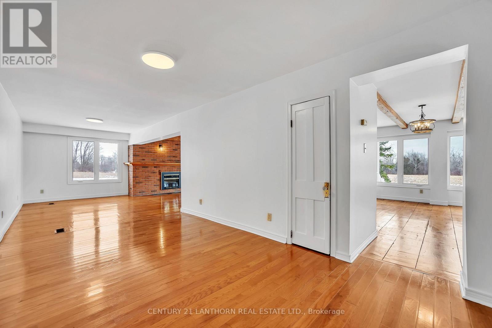 338 Cold Creek Road, Prince Edward County (Hillier Ward), Ontario  K0K 3L0 - Photo 23 - X12436517