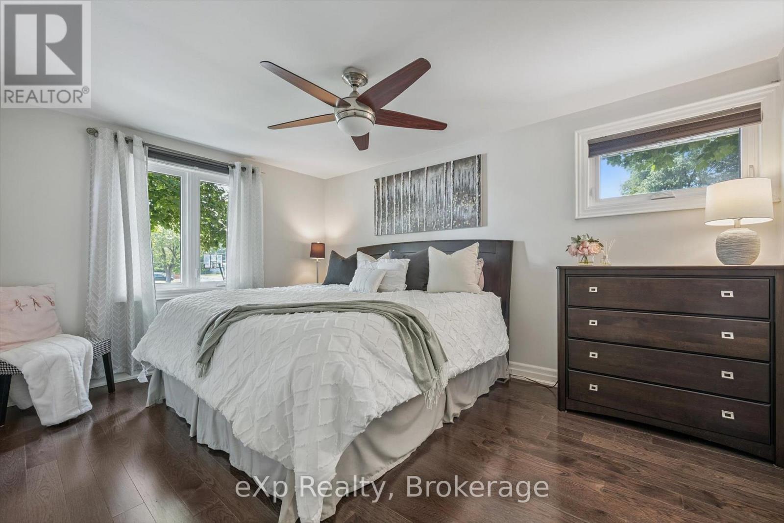 28 Alston Court, Brampton, Ontario  L6W 3B6 - Photo 16 - W12436475