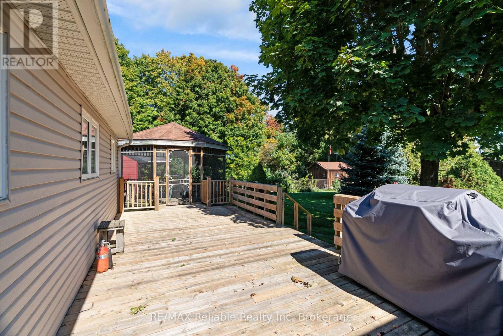 77556 Melena Drive, Bluewater, Ontario  N0M 1G0 - Photo 25 - X12433015