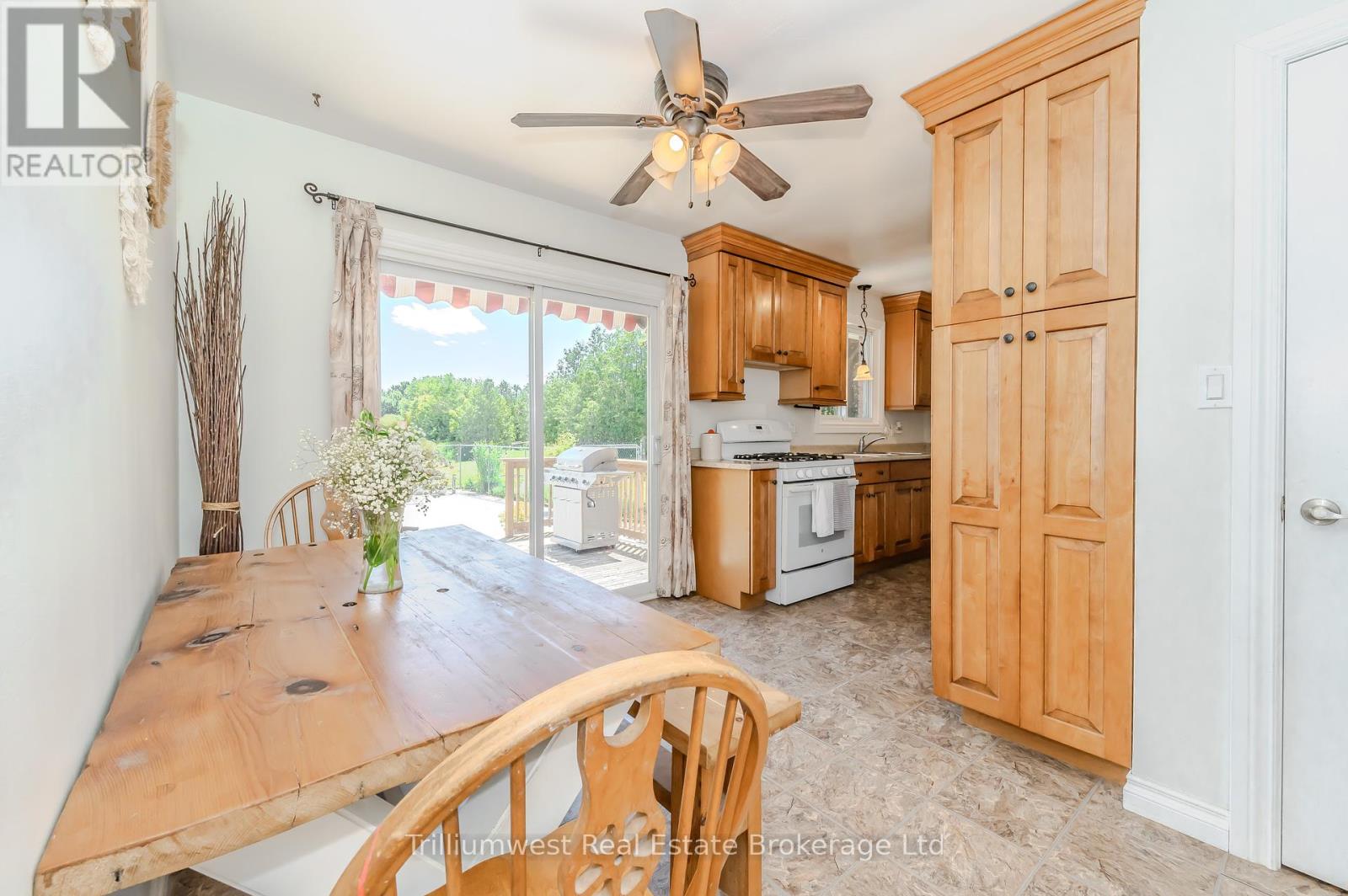 21 Emma Street, Blandford-Blenheim, Ontario  N0J 1V0 - Photo 19 - X12436485