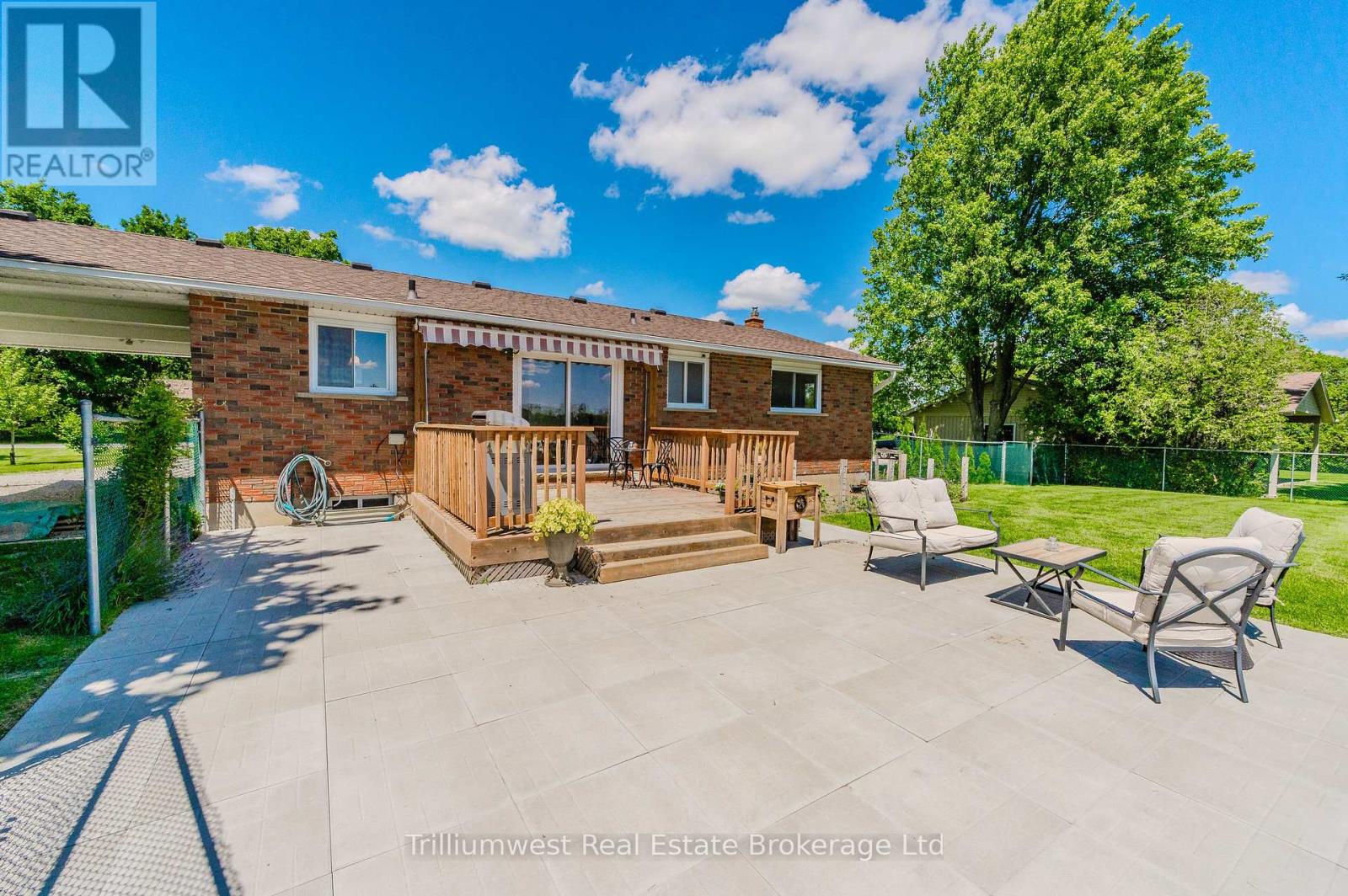 21 Emma Street, Blandford-Blenheim, Ontario  N0J 1V0 - Photo 29 - X12436485