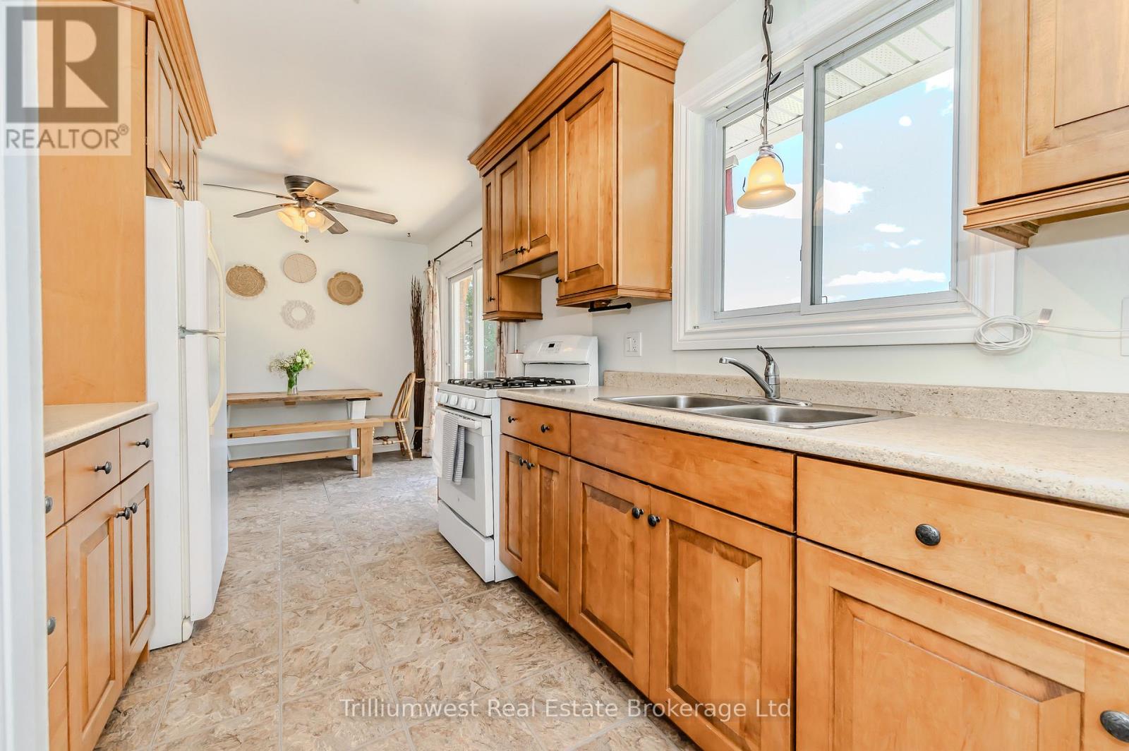 21 Emma Street, Blandford-Blenheim, Ontario  N0J 1V0 - Photo 22 - X12436485
