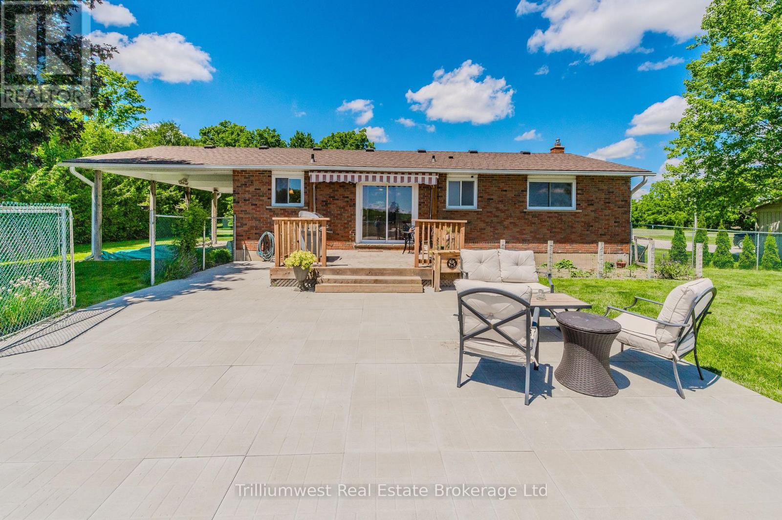 21 Emma Street, Blandford-Blenheim, Ontario  N0J 1V0 - Photo 30 - X12436485