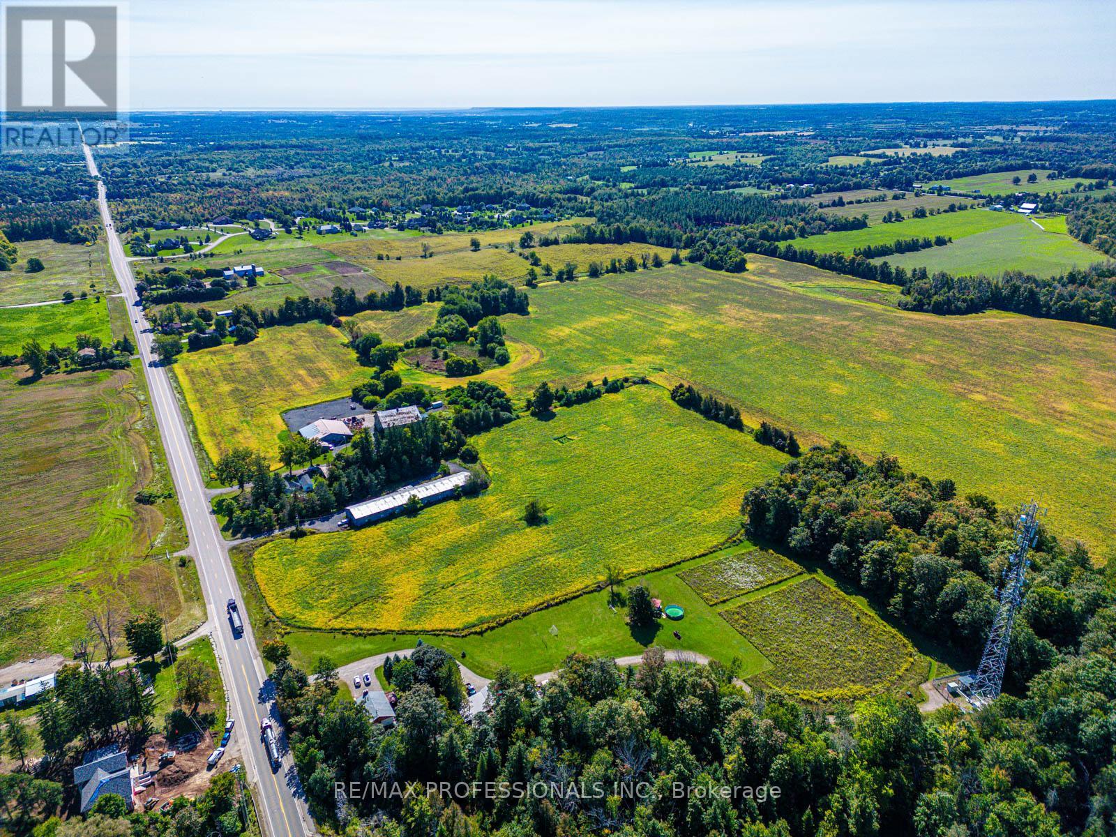 13908 Trafalgar Road, Halton Hills, Ontario  L7G 4S4 - Photo 8 - W12436214