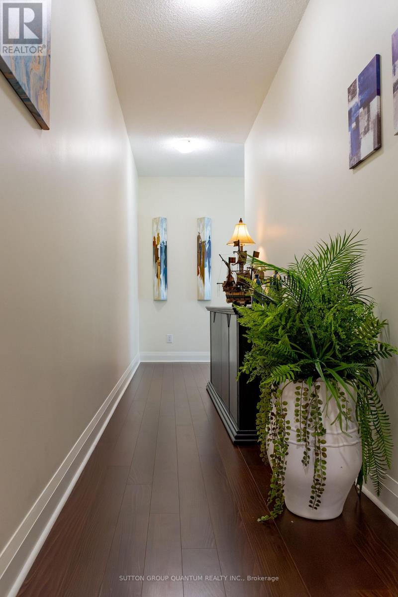 602 - 1 Hurontario Street S, Mississauga, Ontario  L5G 0A3 - Photo 17 - W12436220