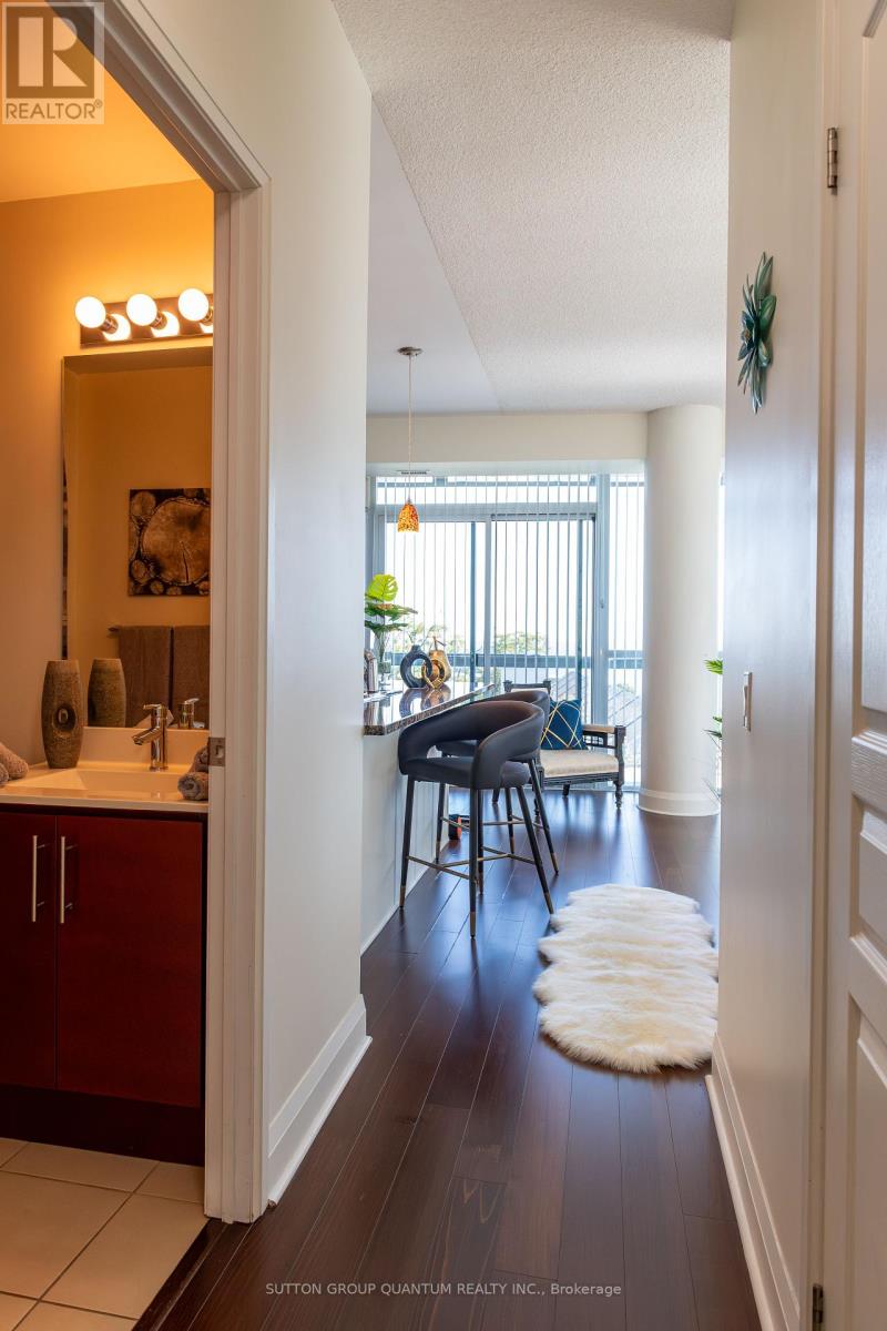 602 - 1 Hurontario Street S, Mississauga, Ontario  L5G 0A3 - Photo 3 - W12436220
