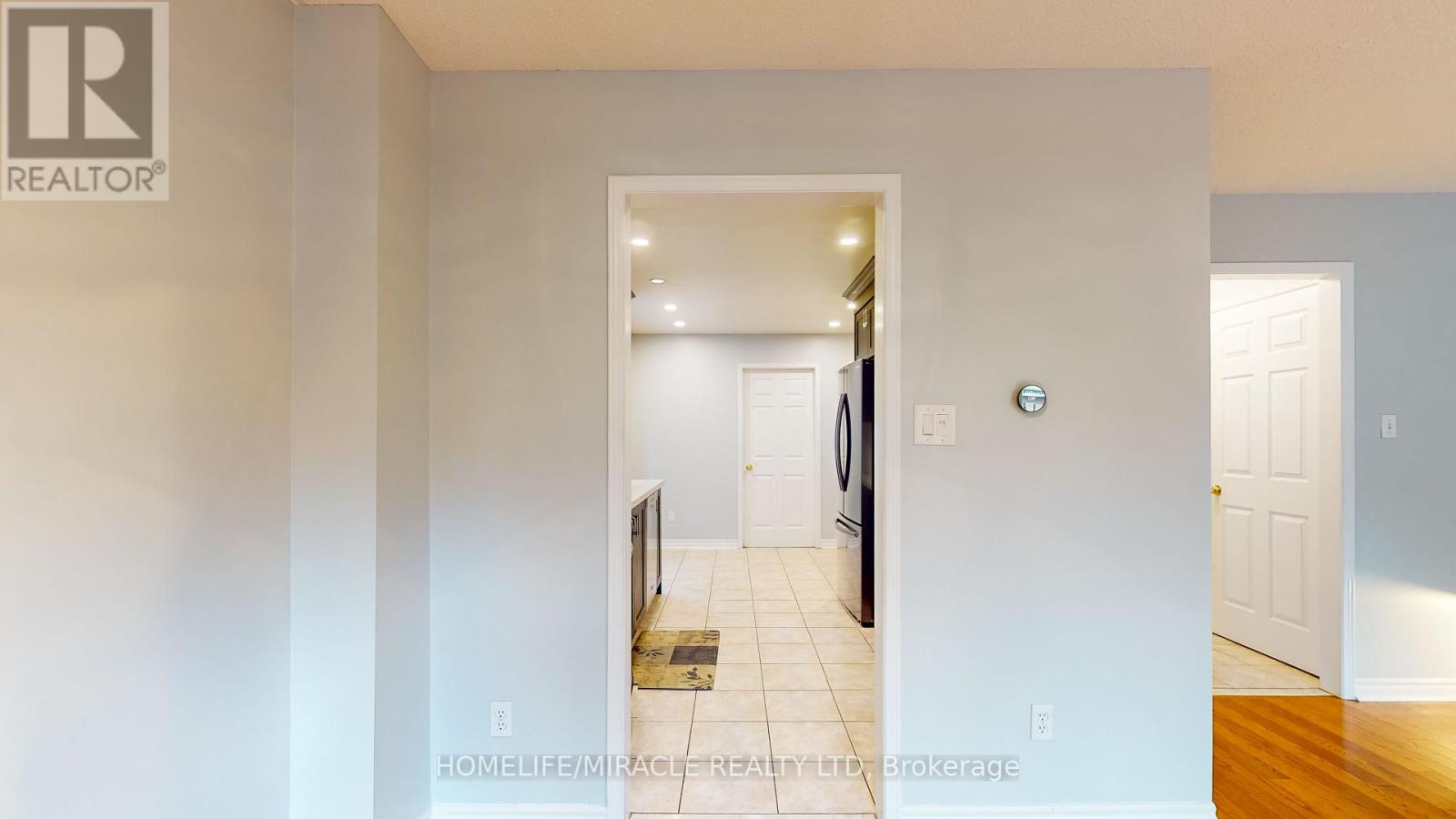 36 Mannel Crescent, Brampton, Ontario  L6Y 5E2 - Photo 11 - W12436223