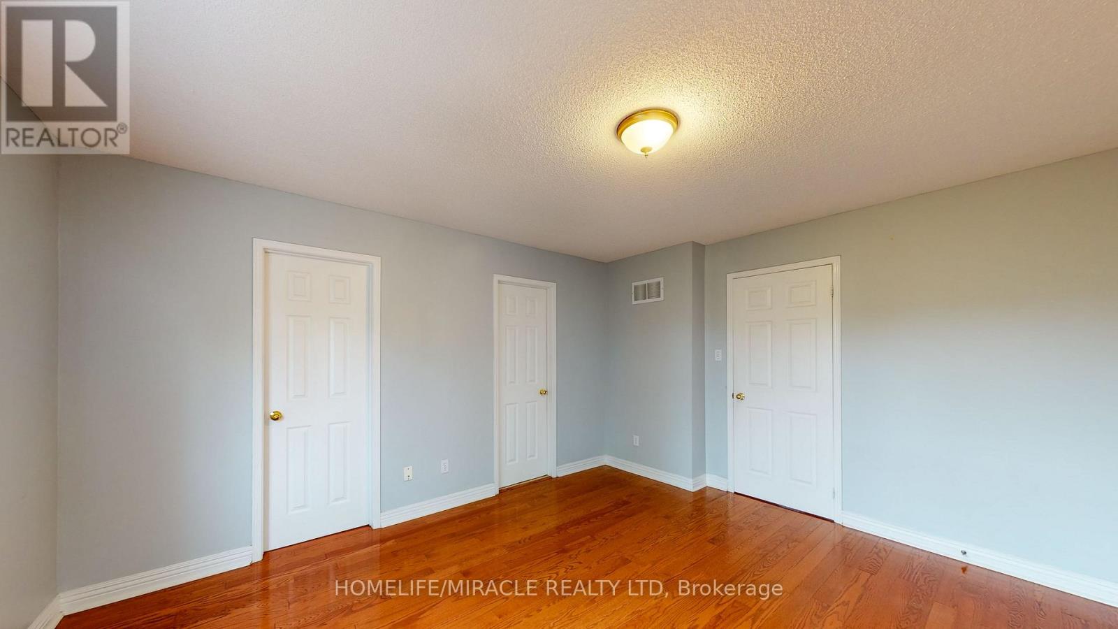 36 Mannel Crescent, Brampton, Ontario  L6Y 5E2 - Photo 17 - W12436223