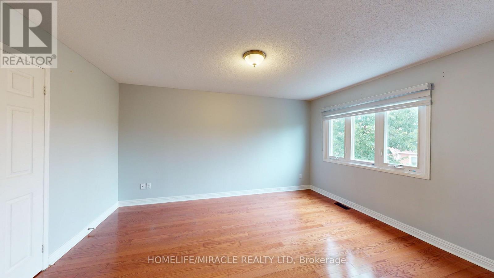36 Mannel Crescent, Brampton, Ontario  L6Y 5E2 - Photo 19 - W12436223