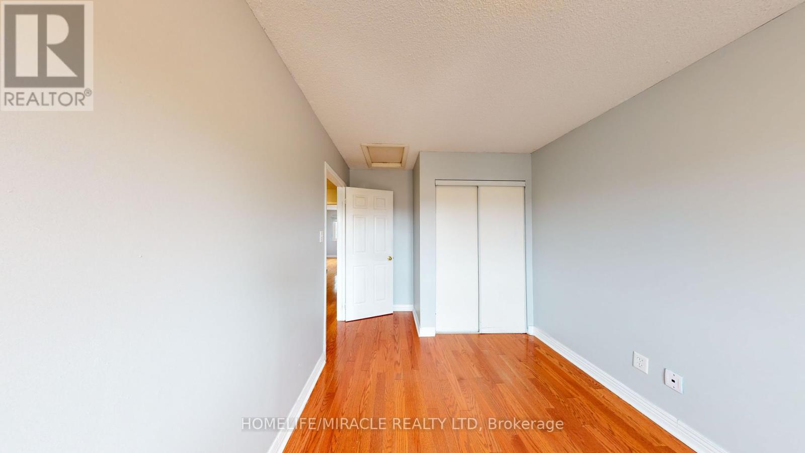 36 Mannel Crescent, Brampton, Ontario  L6Y 5E2 - Photo 25 - W12436223