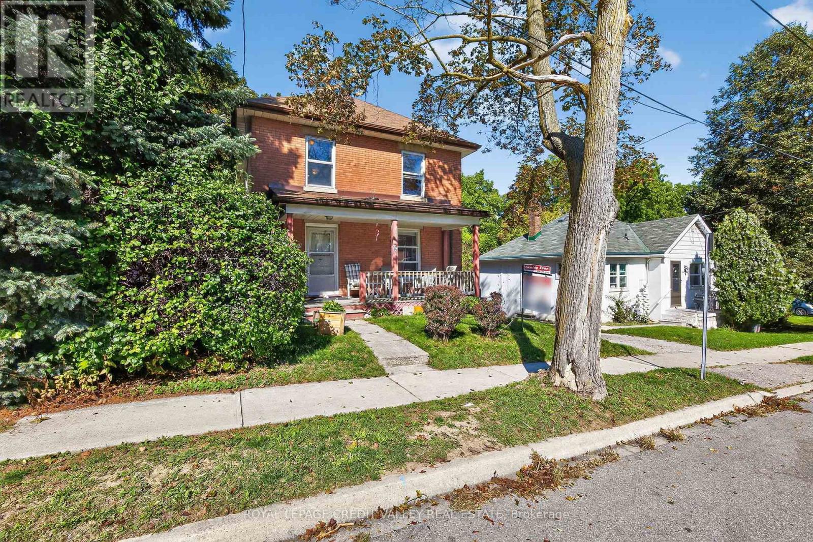34 JOSEPH STREET, Brampton, Ontario
