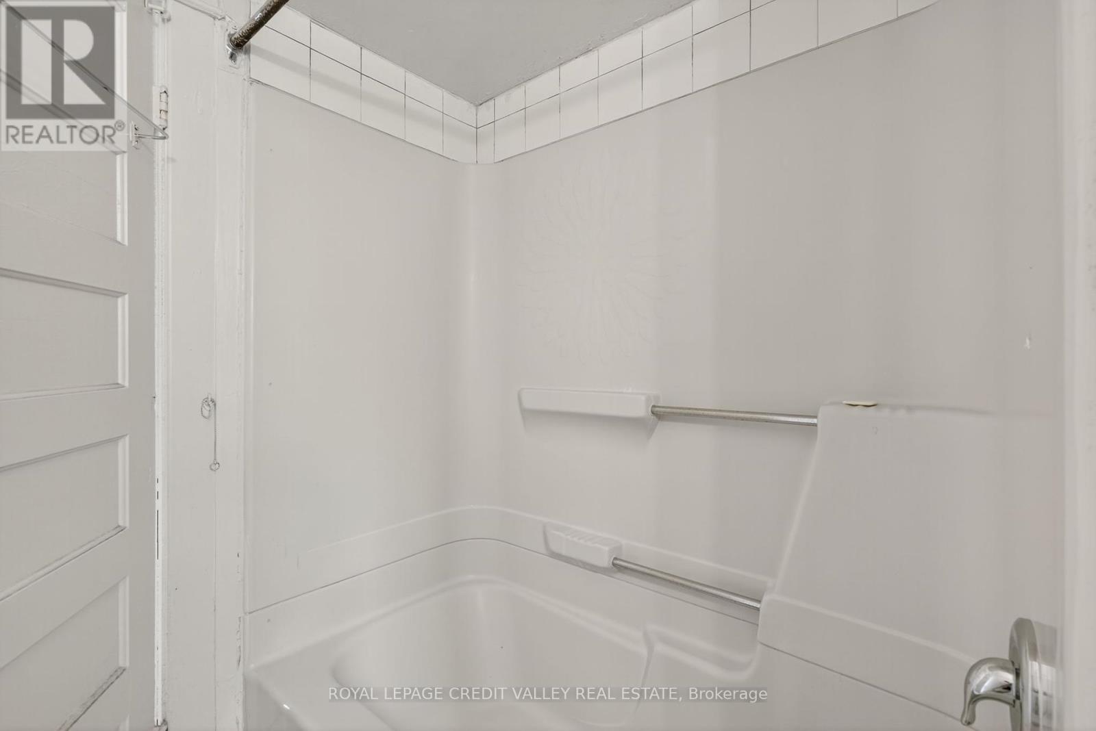 34 Joseph Street, Brampton, Ontario  L6X 1H6 - Photo 38 - W12436248