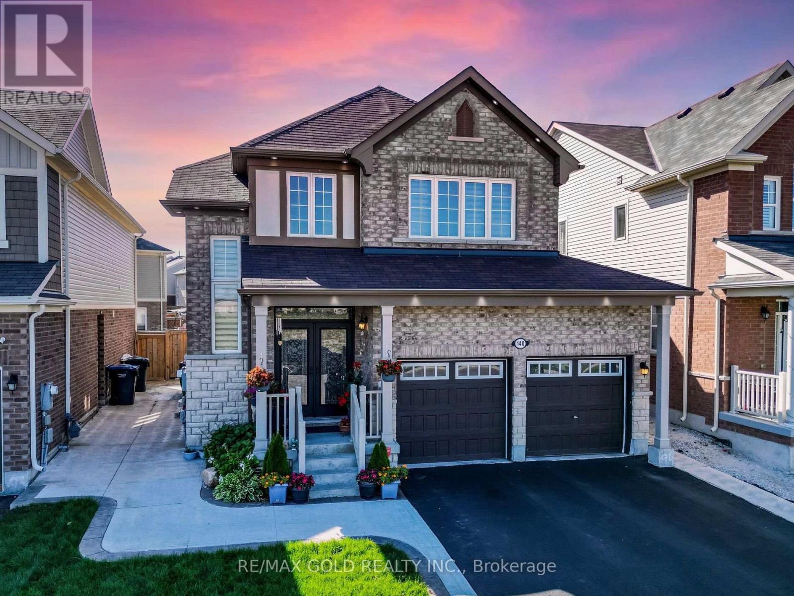 140 Thornbush Boulevard, Brampton, Ontario  L7A 4P6 - Photo 2 - W12436249