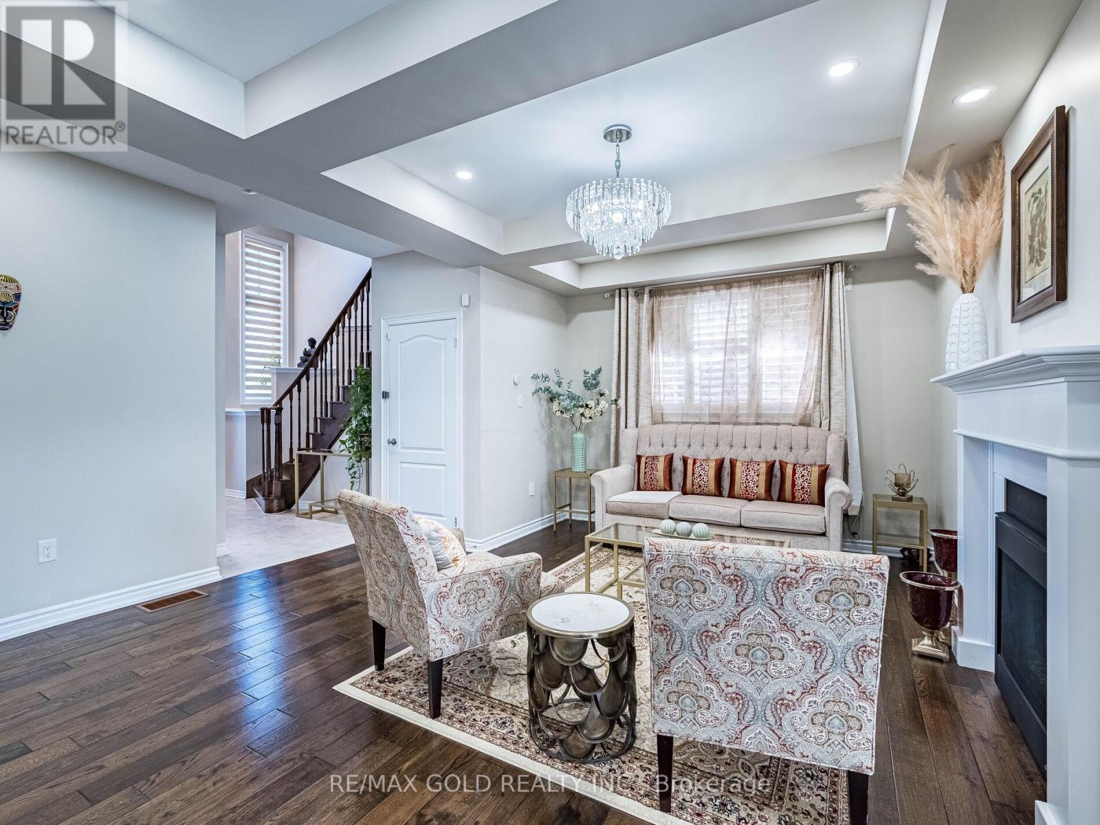 140 Thornbush Boulevard, Brampton, Ontario  L7A 4P6 - Photo 7 - W12436249