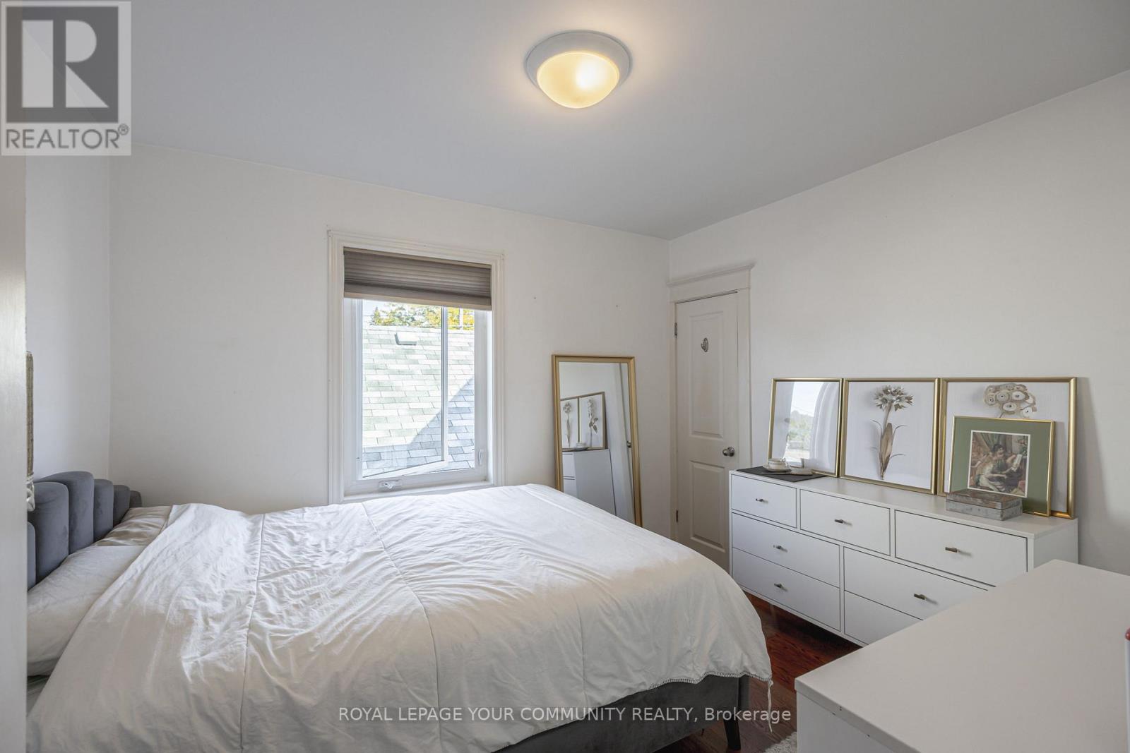 154 Day Avenue, Toronto, Ontario  M6E 3W3 - Photo 19 - W12436256