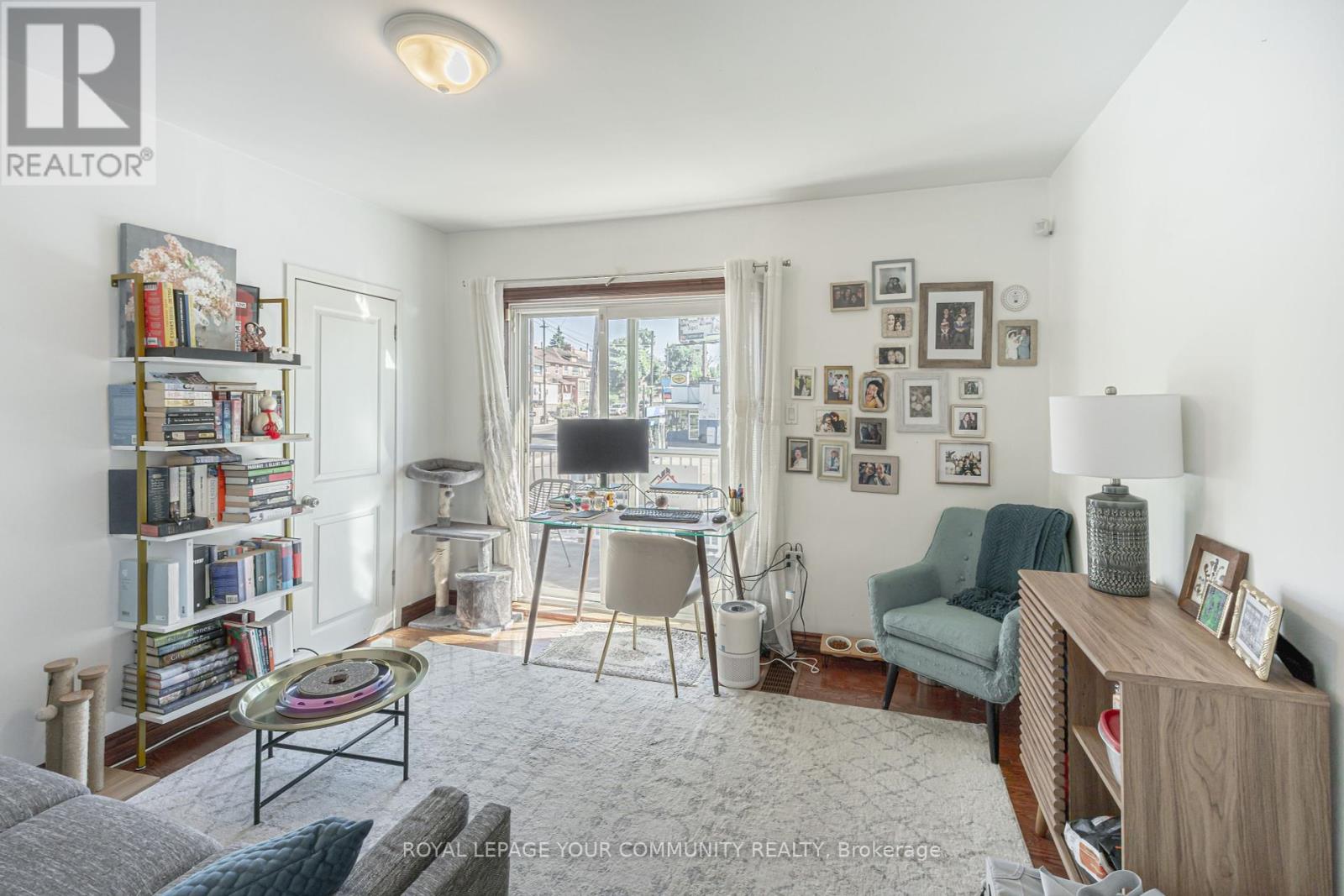 154 Day Avenue, Toronto, Ontario  M6E 3W3 - Photo 21 - W12436256