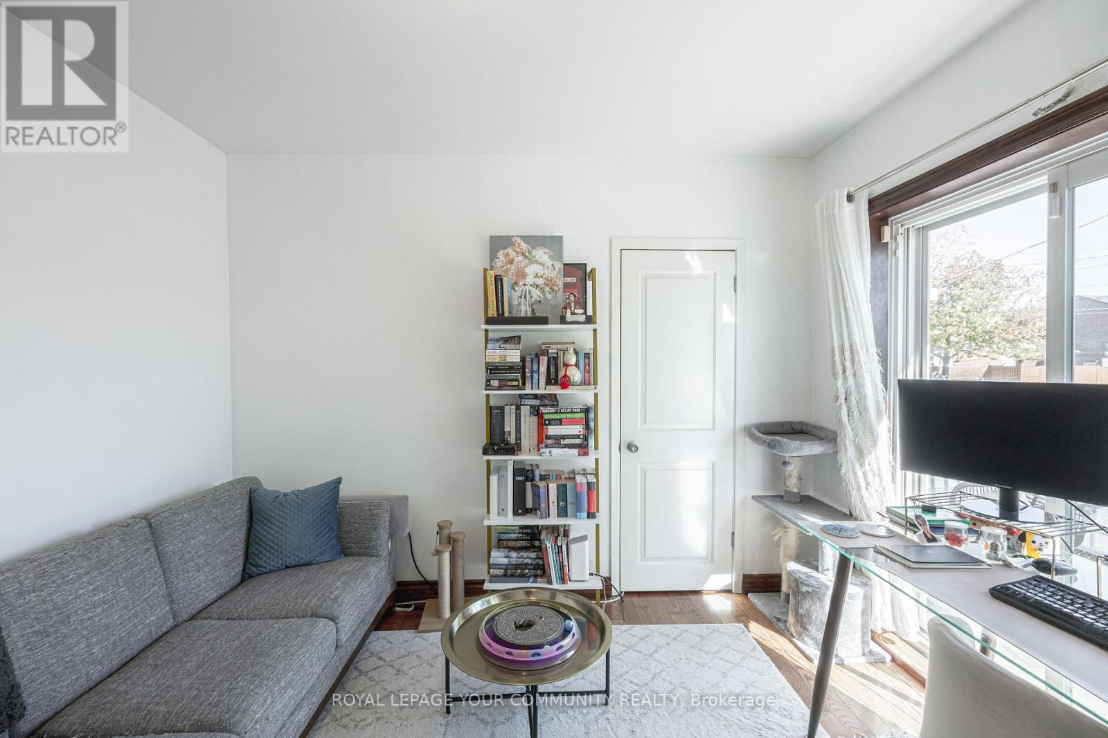 154 Day Avenue, Toronto, Ontario  M6E 3W3 - Photo 22 - W12436256