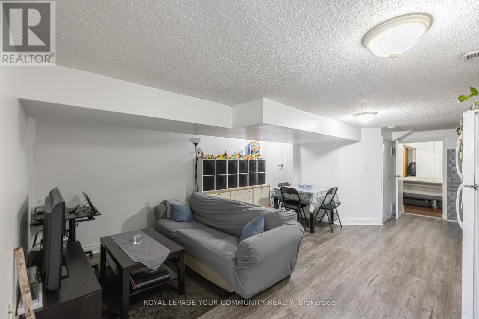 154 Day Avenue, Toronto, Ontario  M6E 3W3 - Photo 4 - W12436256