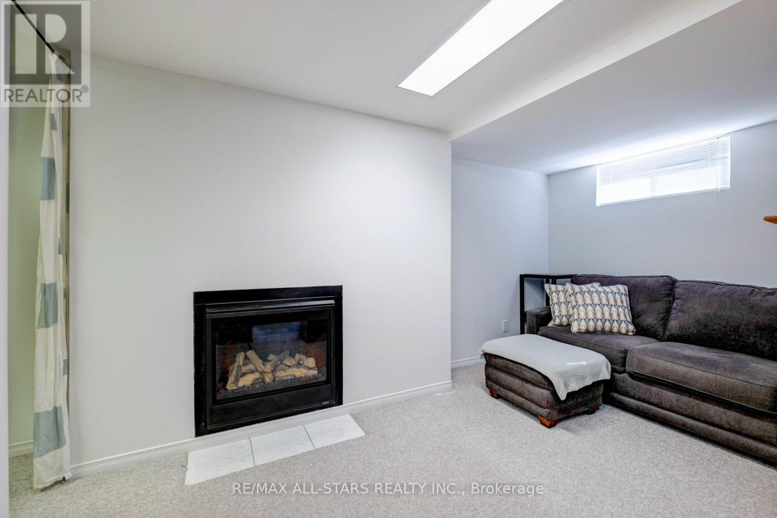 8a Ruthven Place, Toronto, Ontario  M6N 2R5 - Photo 28 - W12436269