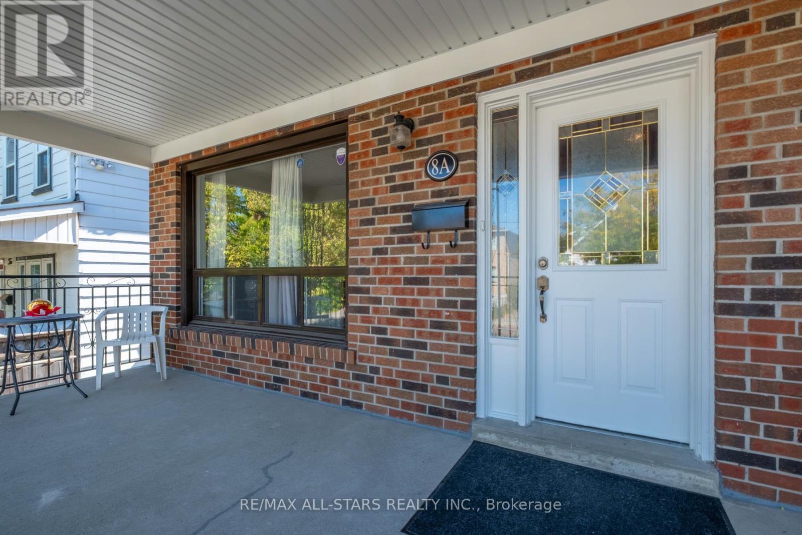 8a Ruthven Place, Toronto, Ontario  M6N 2R5 - Photo 4 - W12436269