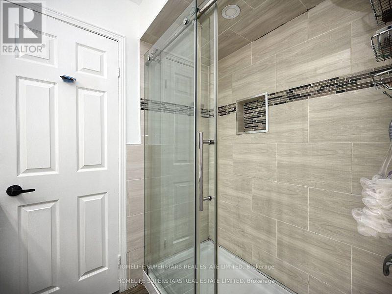 20 Bexley Court, Brampton, Ontario  L6W 4B2 - Photo 22 - W12436295