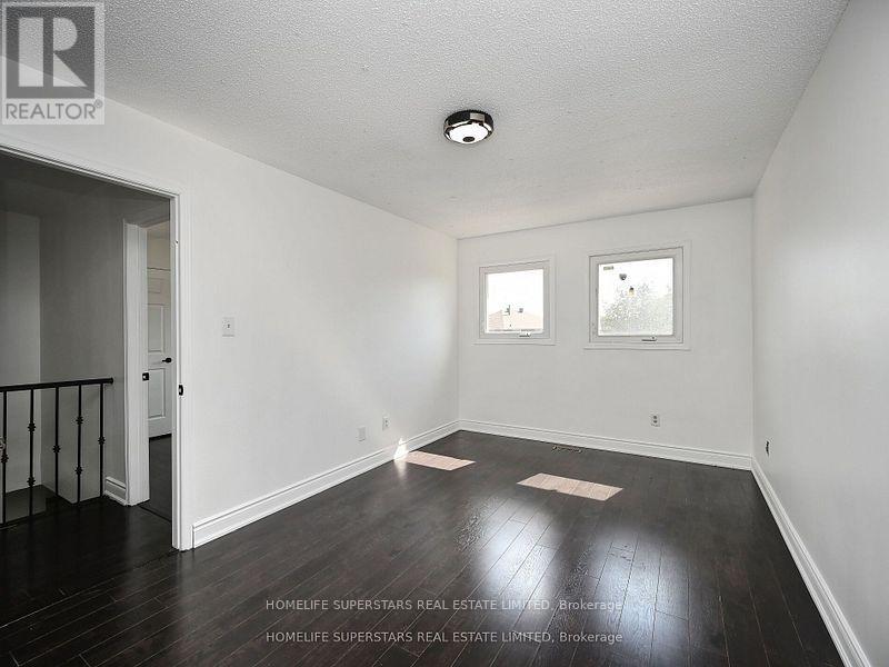 20 Bexley Court, Brampton, Ontario  L6W 4B2 - Photo 23 - W12436295