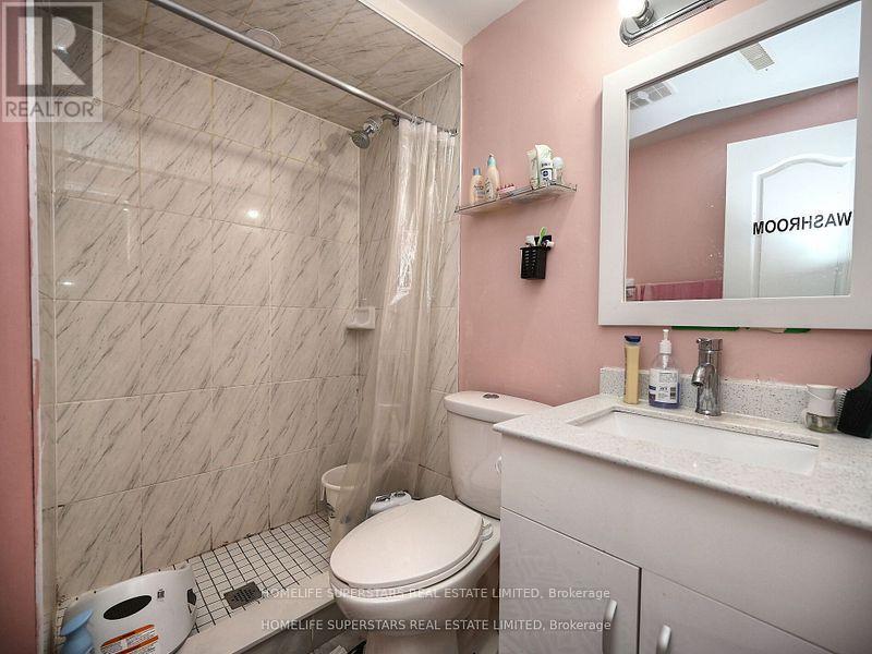 20 Bexley Court, Brampton, Ontario  L6W 4B2 - Photo 33 - W12436295