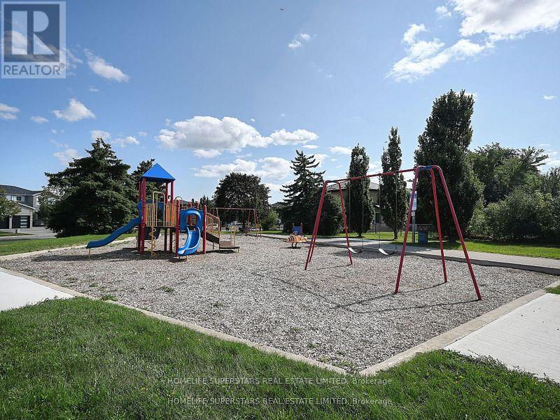 20 Bexley Court, Brampton, Ontario  L6W 4B2 - Photo 41 - W12436295