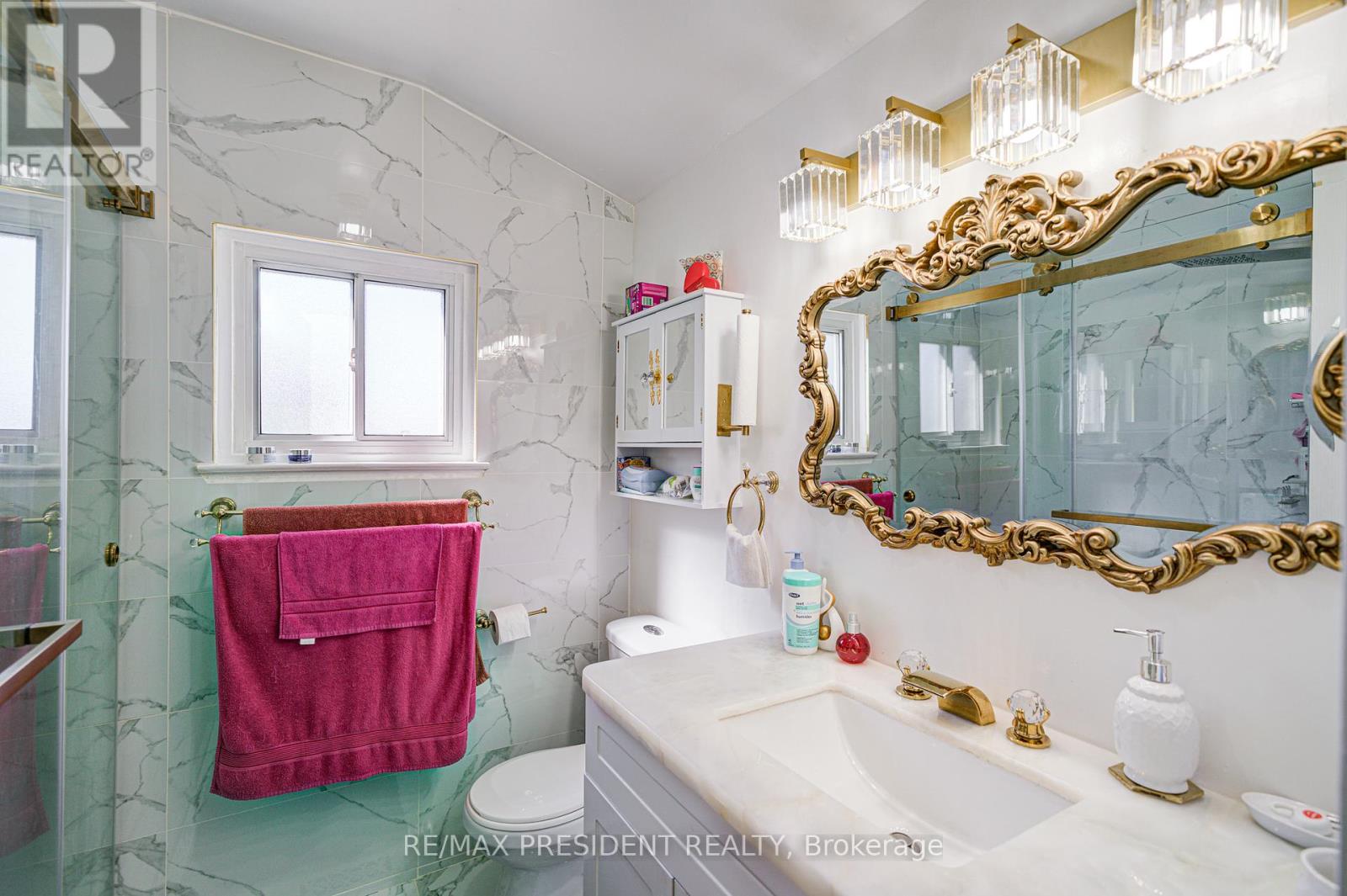 74 Bloomington Crescent, Toronto, Ontario  M3N 1R1 - Photo 18 - W12436306